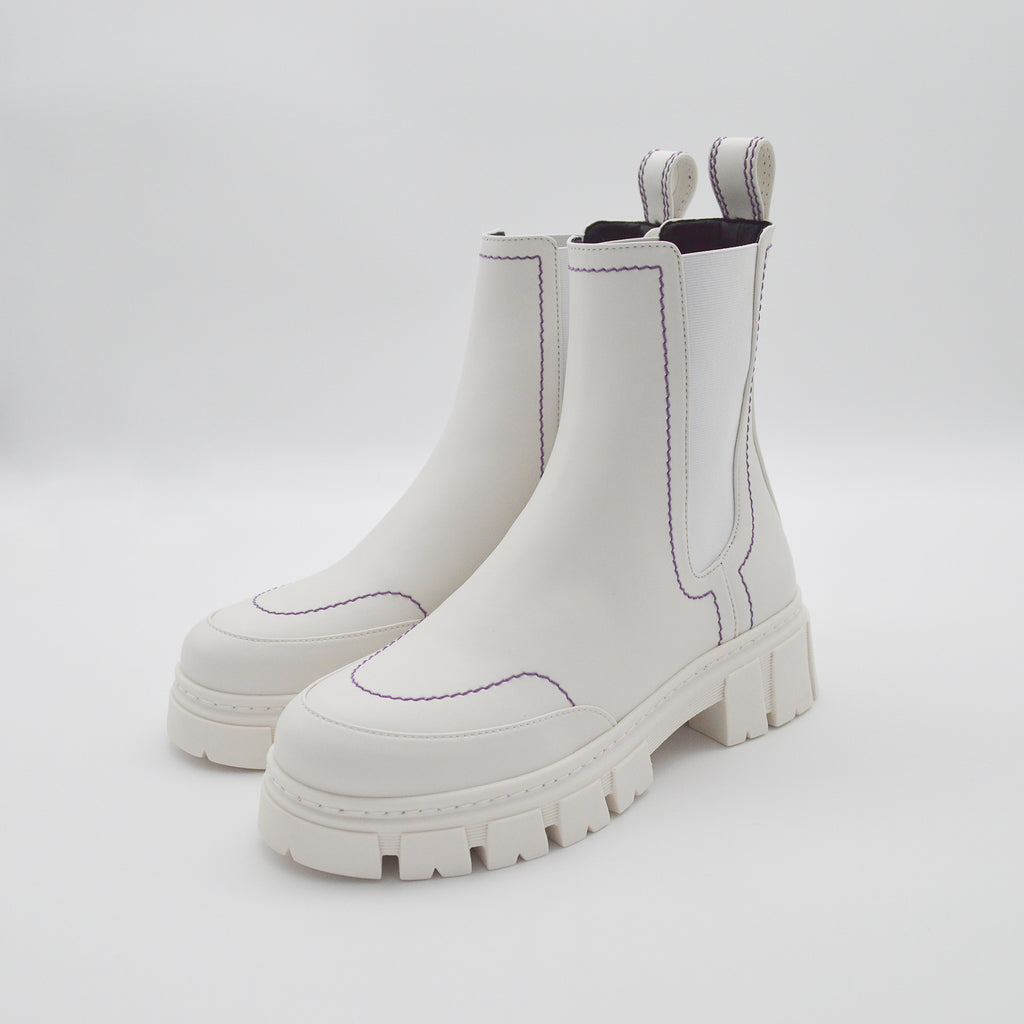 Botte blanche